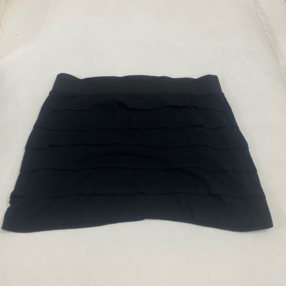 Express size small black mini skirt.